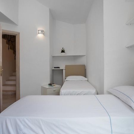 The Square Depandance Bed and Breakfast Cannigione Buitenkant foto
