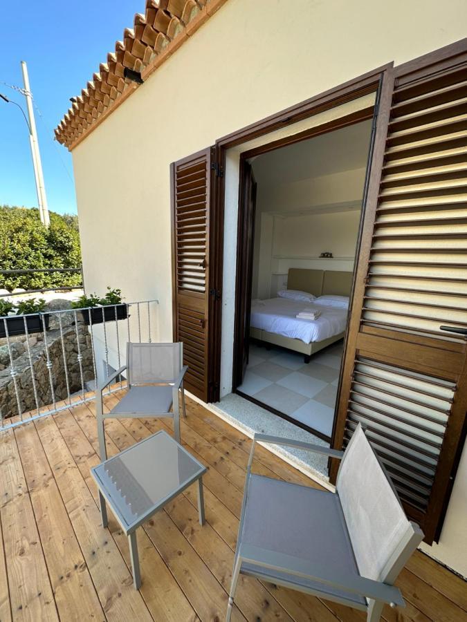The Square Depandance Bed and Breakfast Cannigione Buitenkant foto