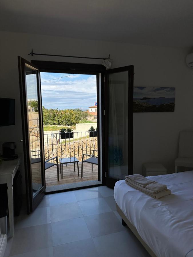 The Square Depandance Bed and Breakfast Cannigione Buitenkant foto