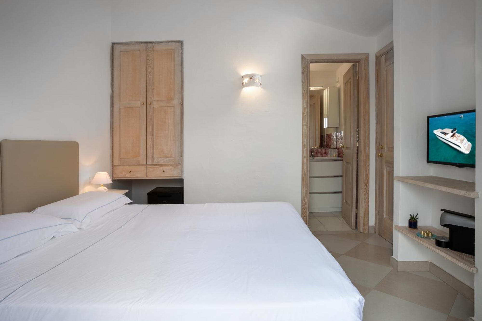 The Square Depandance Bed and Breakfast Cannigione Buitenkant foto