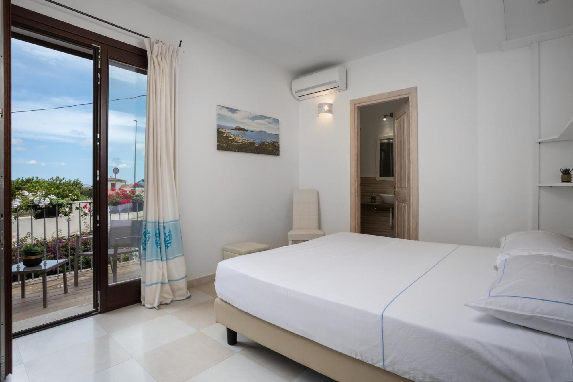 The Square Depandance Bed and Breakfast Cannigione Buitenkant foto